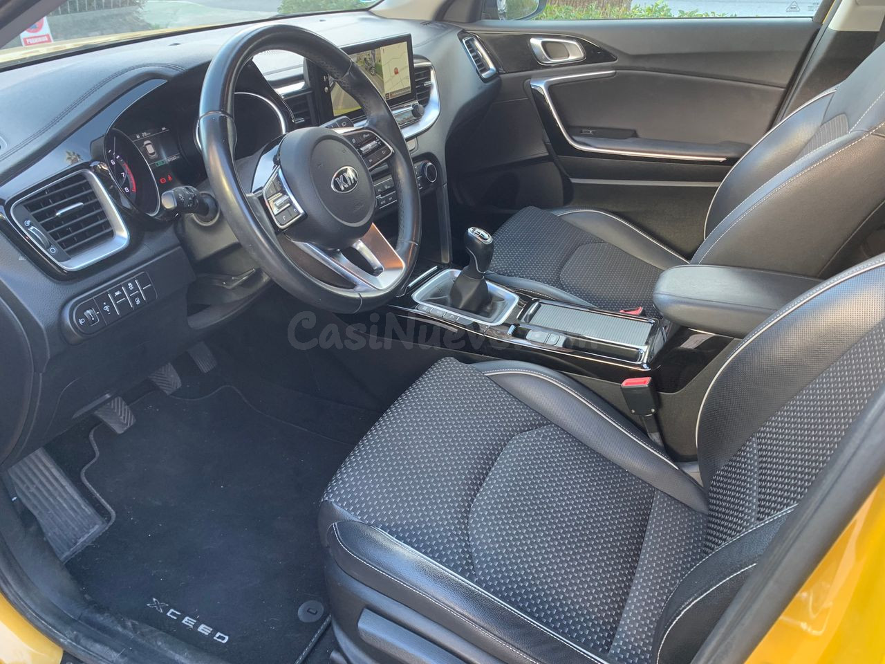 Kia Ceed 1.5 MHEV iMT Emotion - foto 3