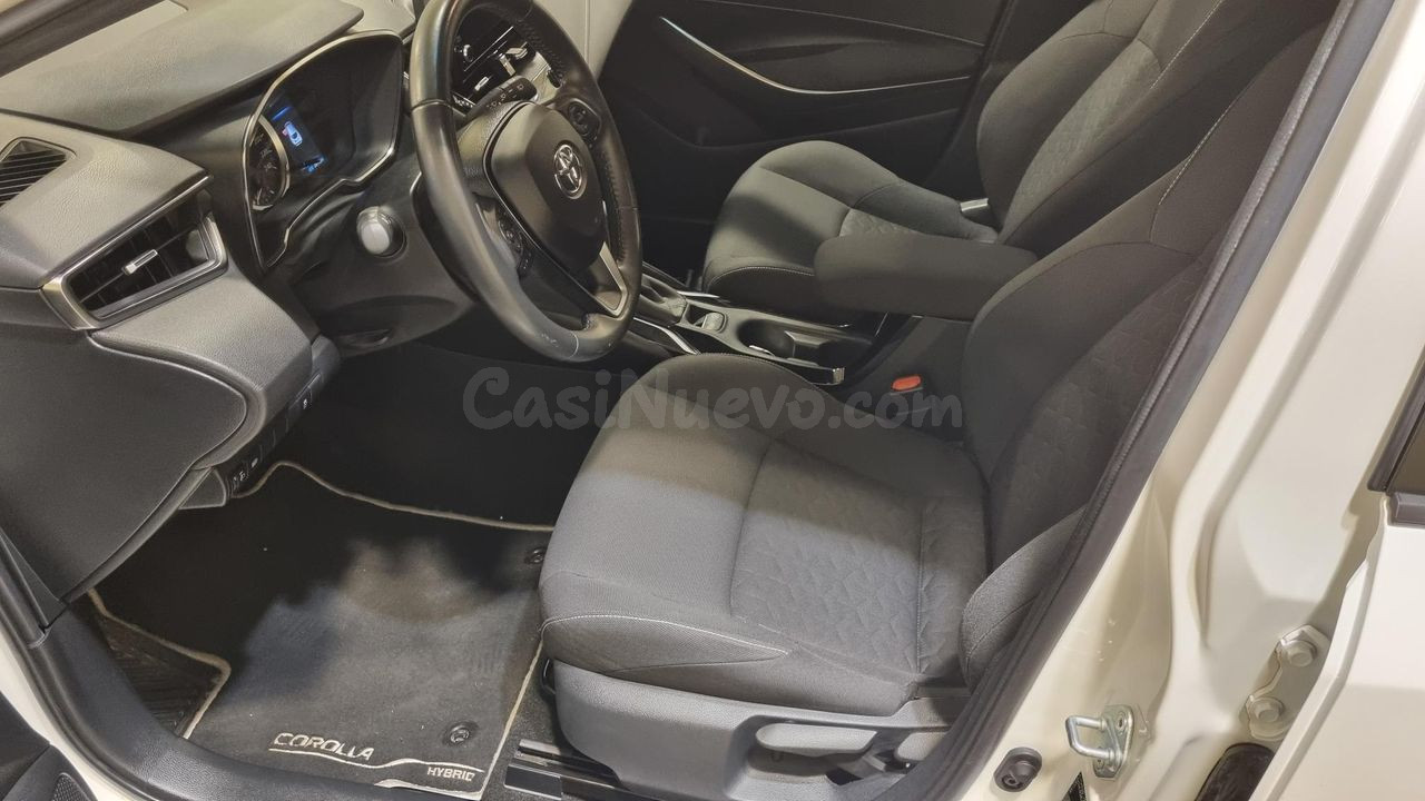 Toyota Corolla ACTIVE E-CVT 1.8 125H - foto 5