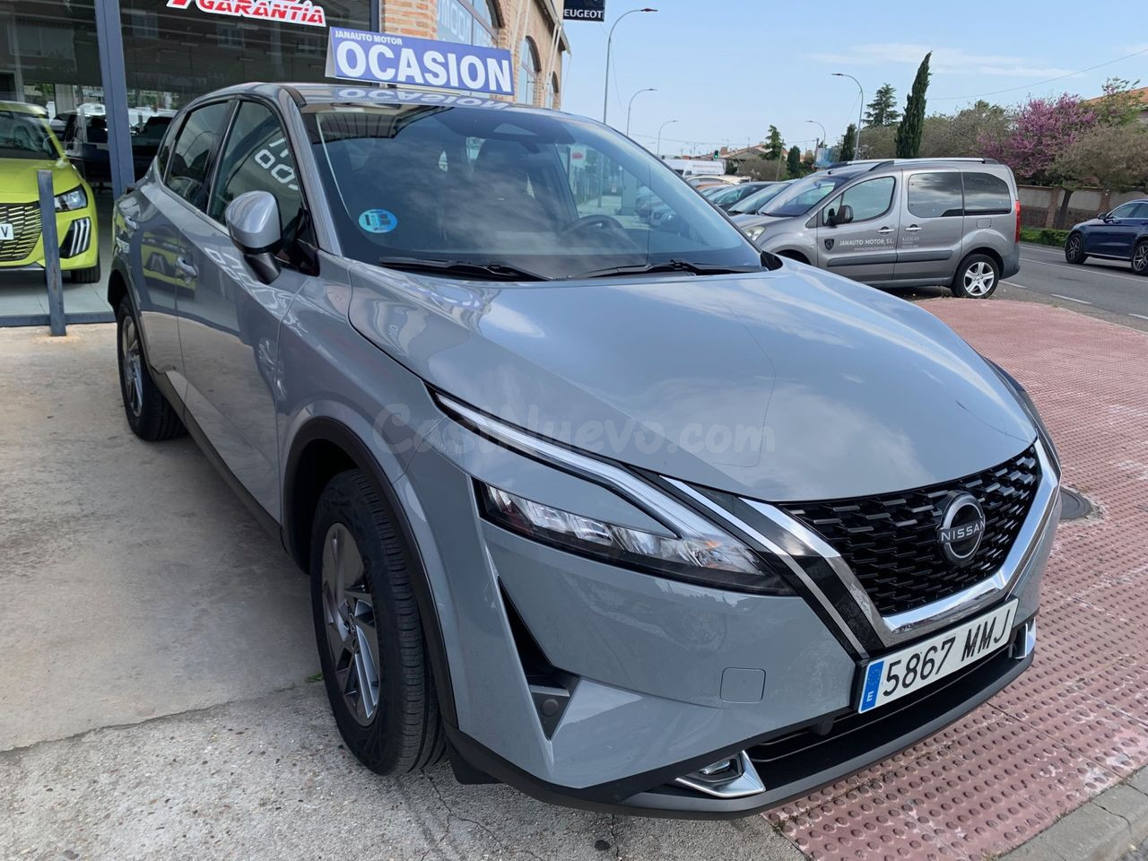 Nissan Qashqai 140 CV híbrido suave en Illescas