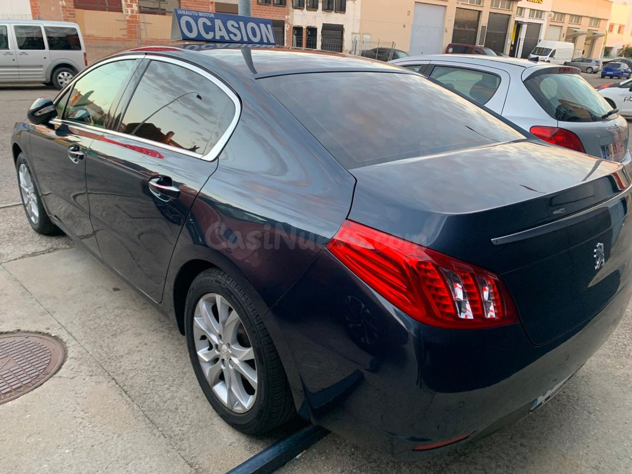 Peugeot 508 Sedán Elegante en Illescas - foto 2