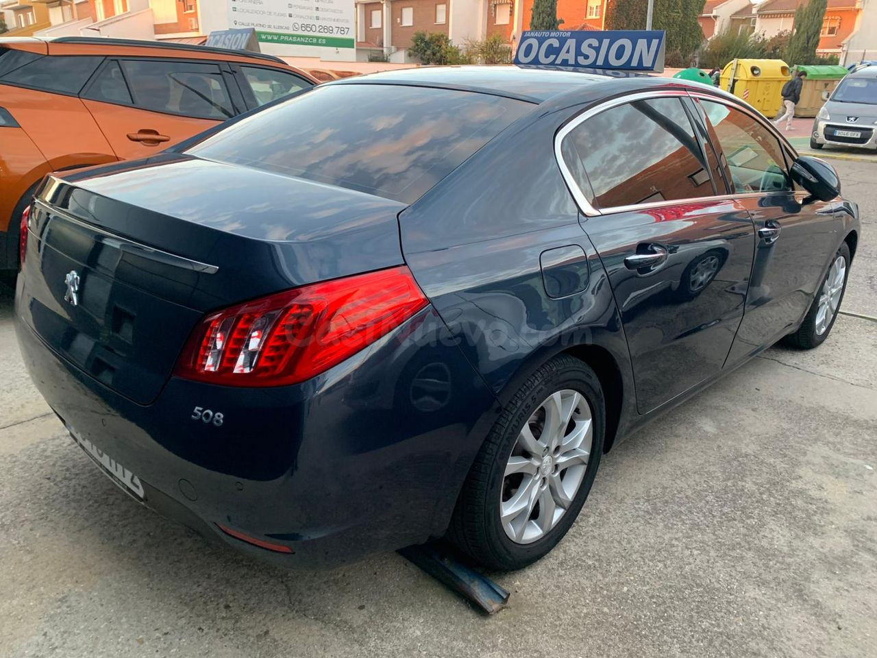 Peugeot 508 Sedán Elegante en Illescas - foto 4