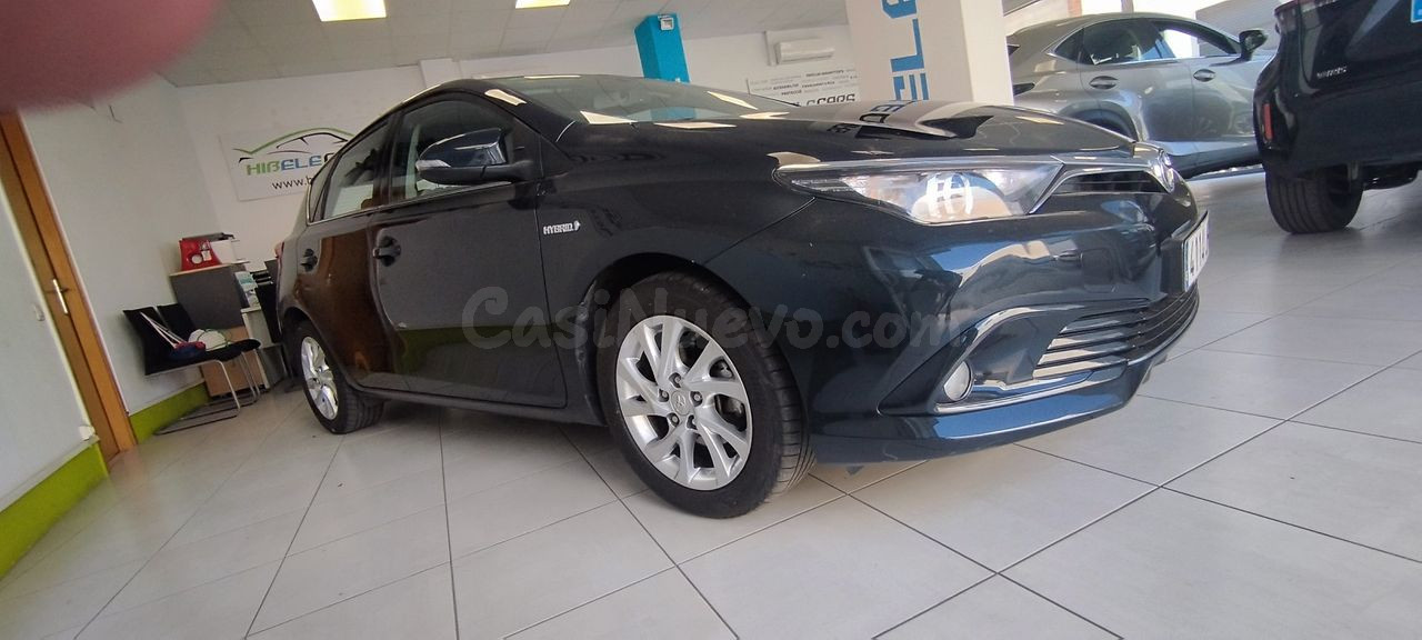 Toyota Auris EDITION 45 - foto 3