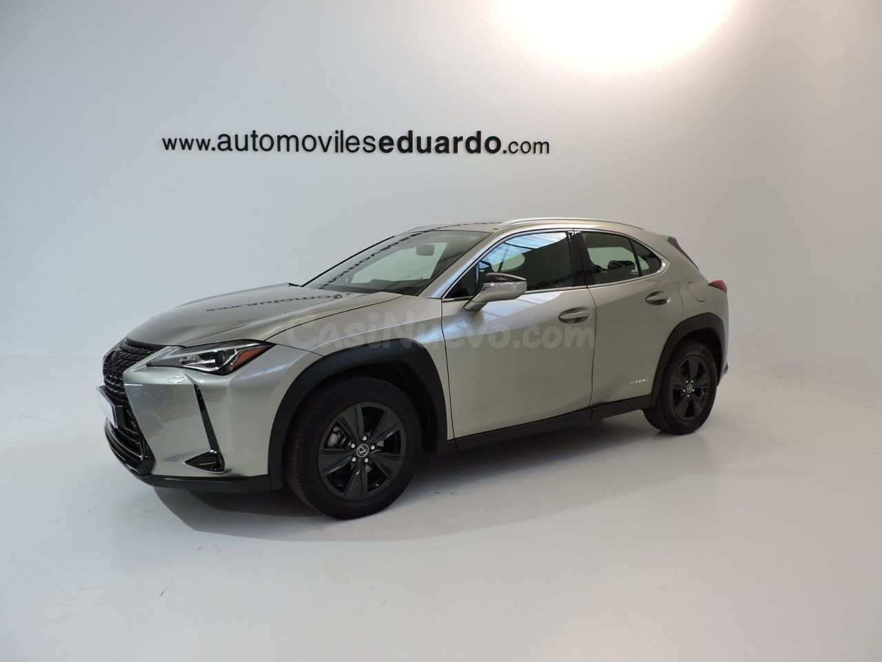 Lexus UX 250h 4x2 Business