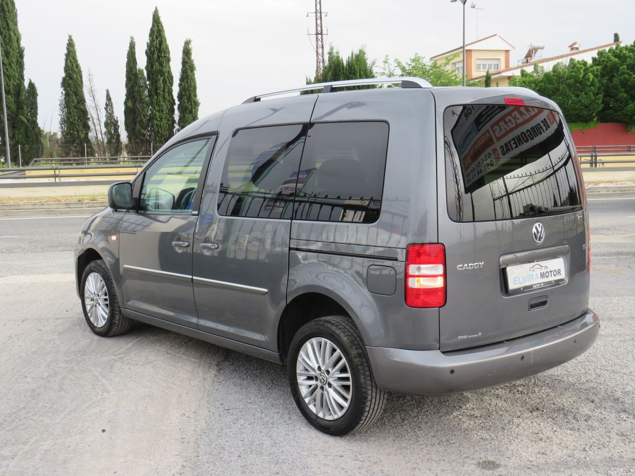 Volkswagen Caddy Beach 2.0 TDI BMT 102 CV DSG 6 vel. - foto 2