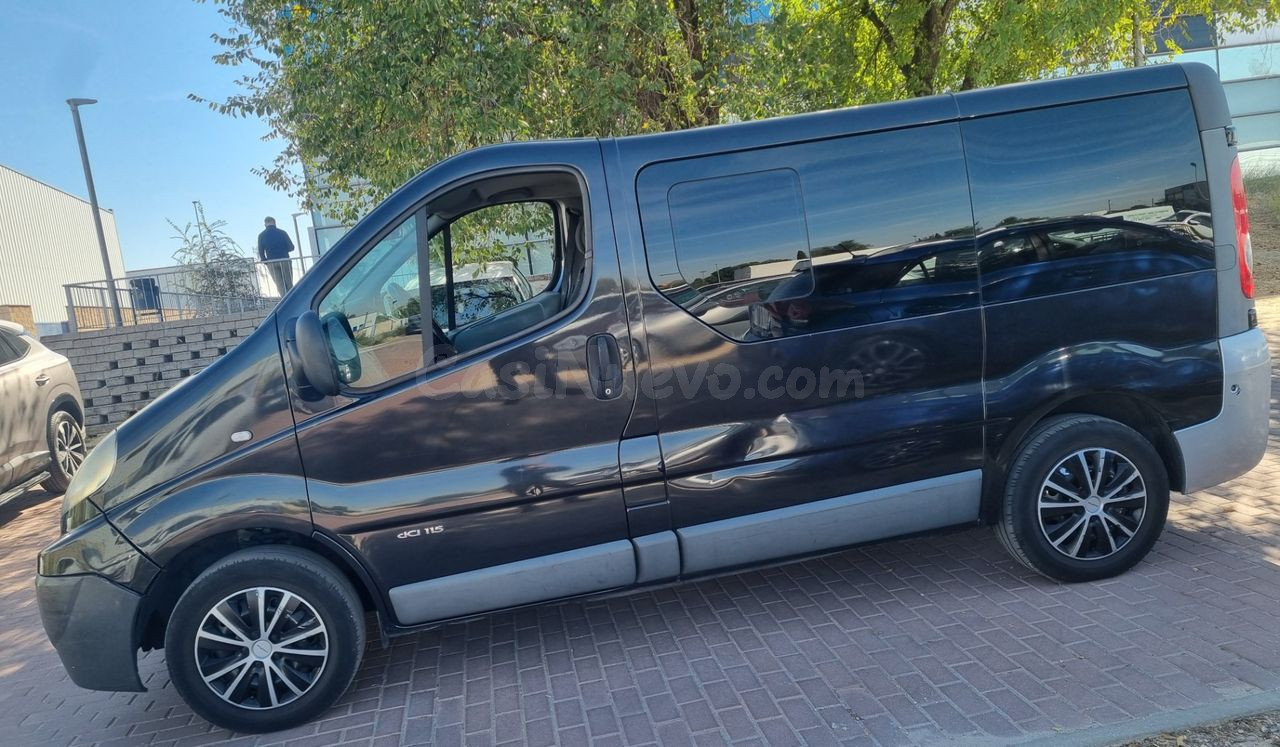 Renault Trafic Combi Passenger 2.0 dci 9 plazas - foto 2