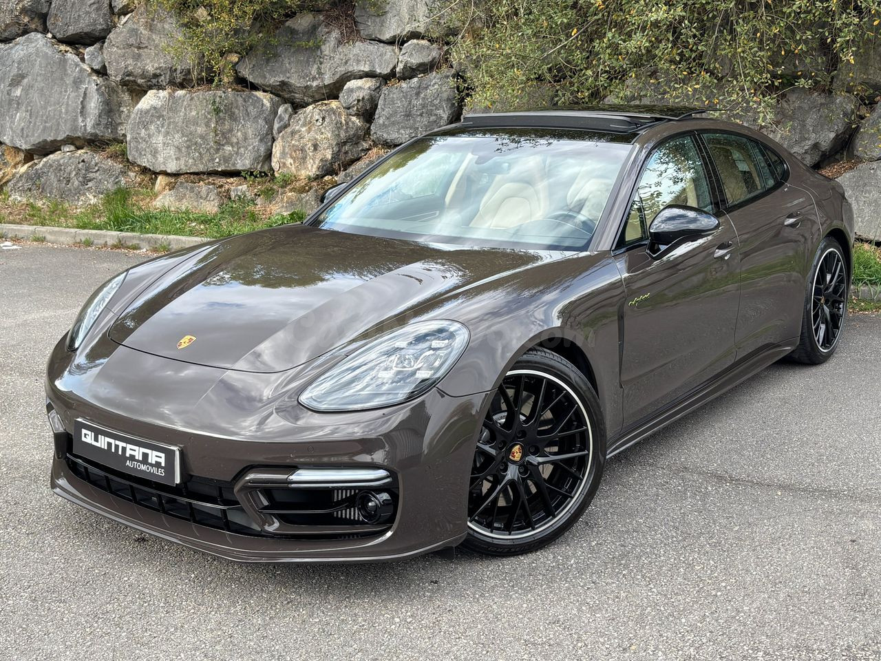 Porsche Panamera 4S E-Hybrid 2.9 V6 560cv