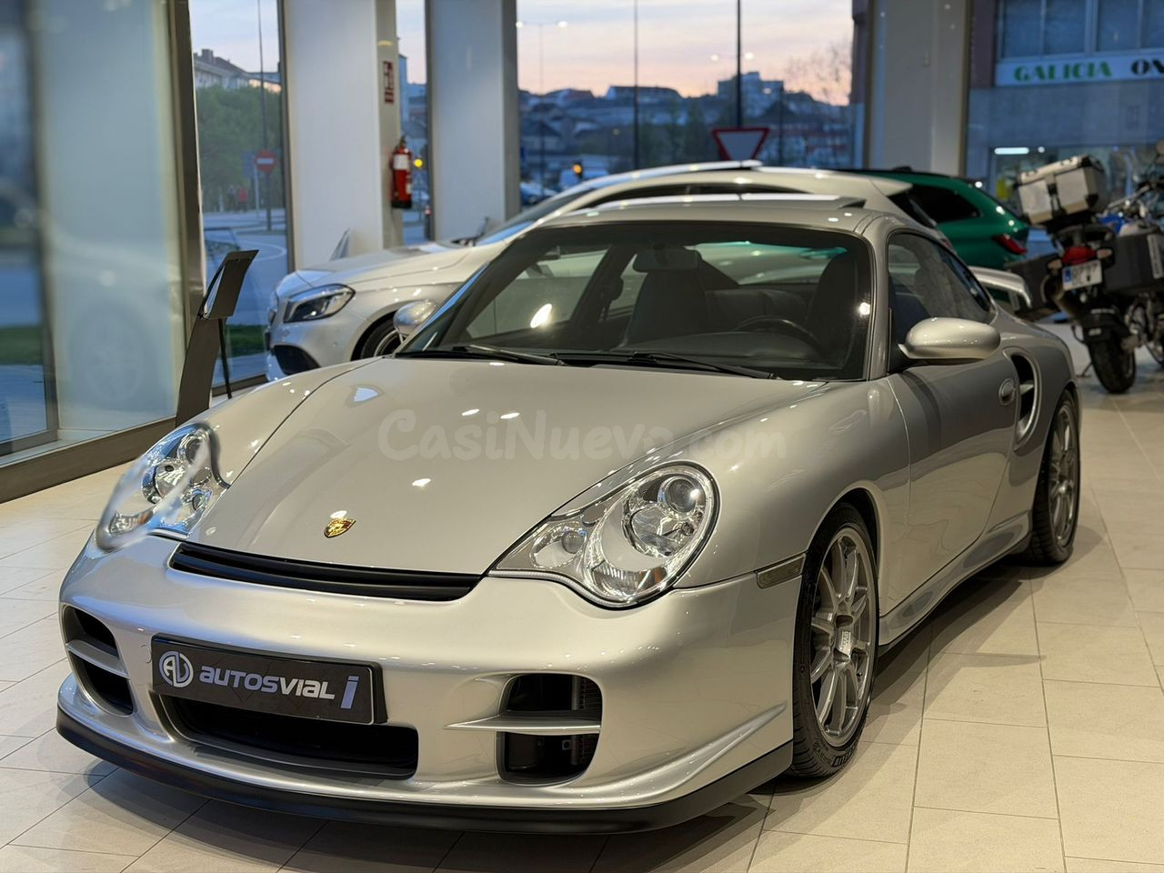 PORSCHE 911 Turbo - foto 2