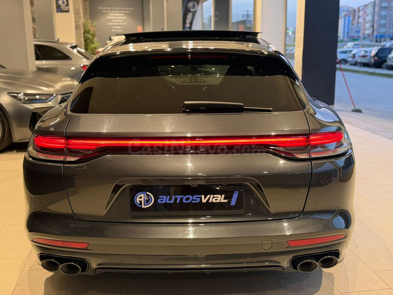 Porsche Panamera - foto 5