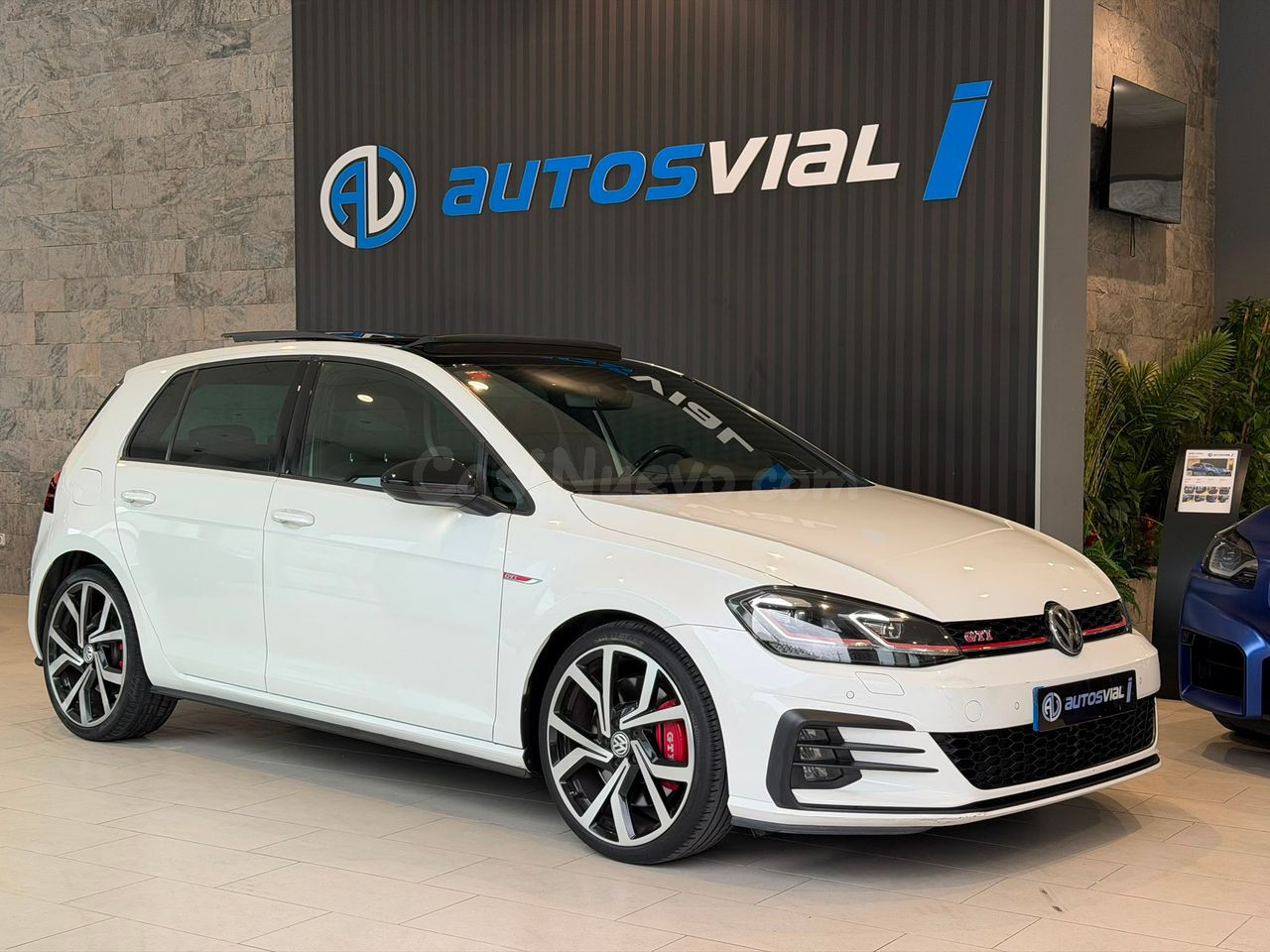 Volkswagen Golf Sport