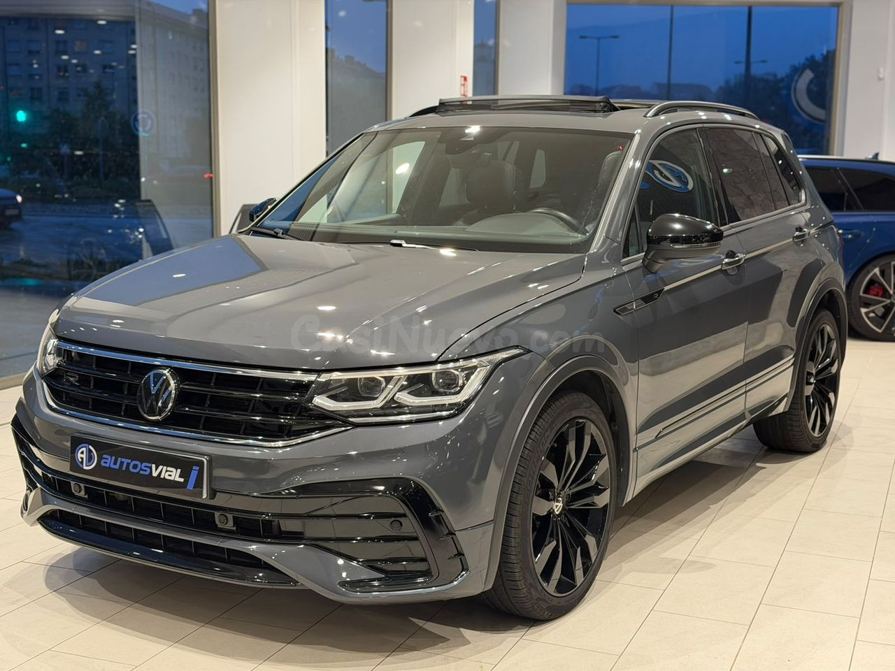 Volkswagen Tiguan R Line - foto 2
