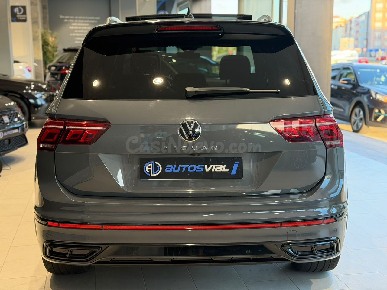 Volkswagen Tiguan R Line - foto 3