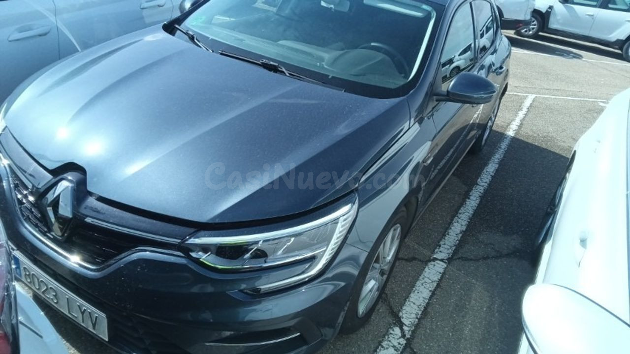 Renault Megane Intens TCe 140cv con historial completo en Toledo