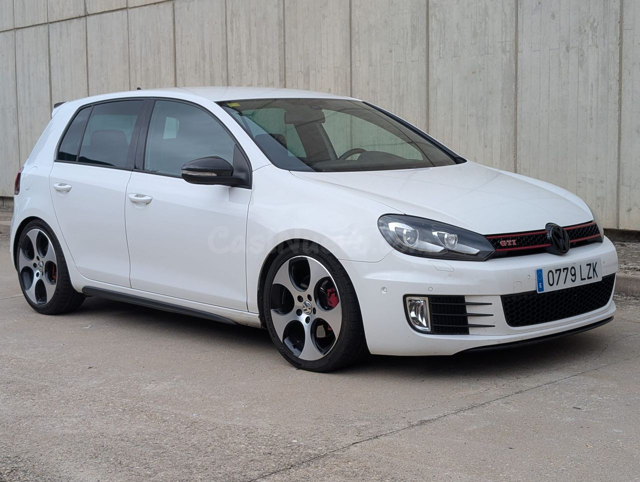 VW Golf GTI 210cv