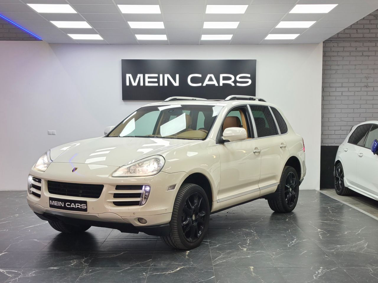Porsche Cayenne - foto 5