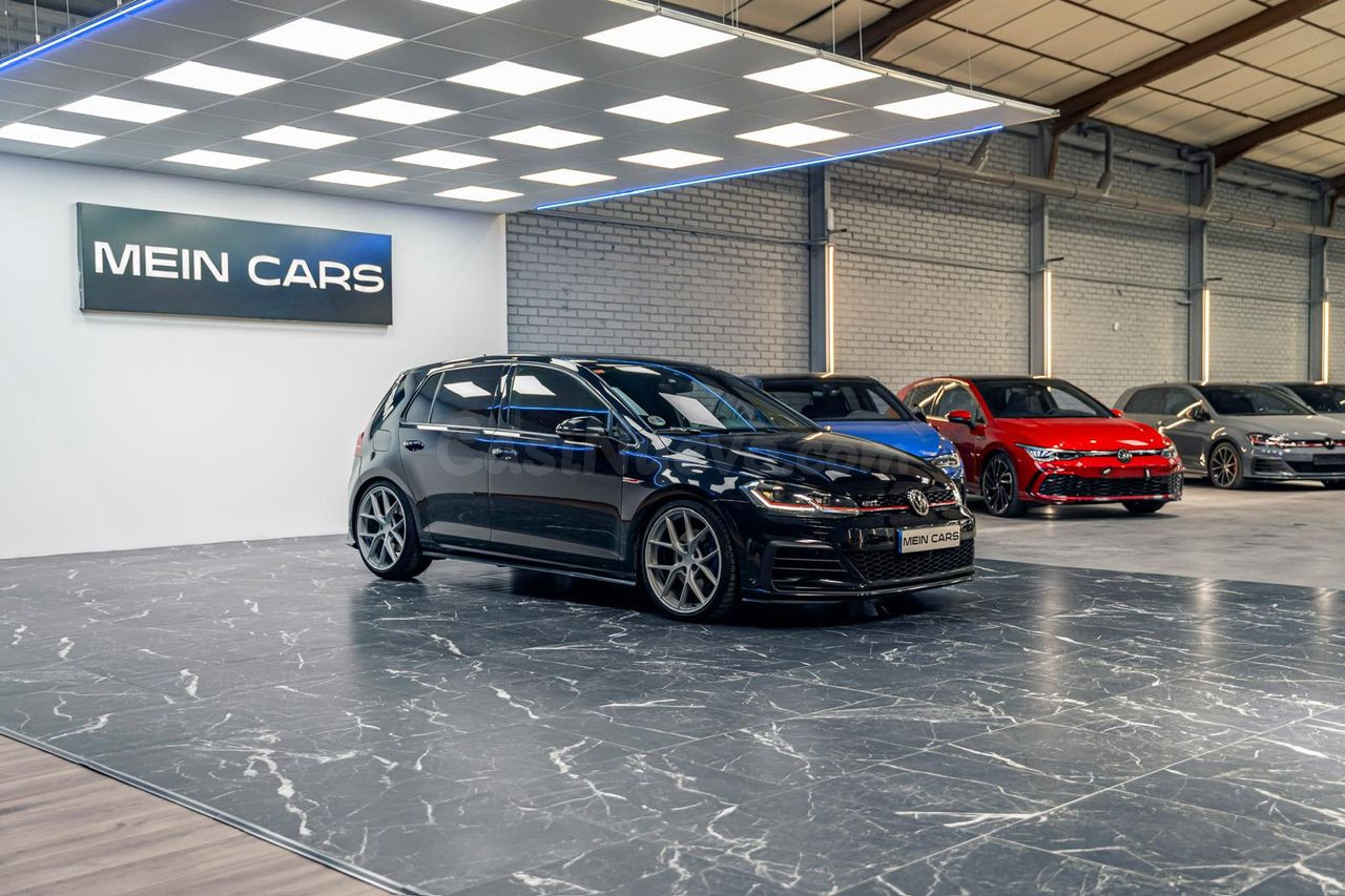 Volkswagen Golf GTI