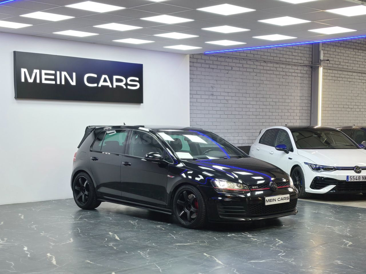 VOLKSWAGEN Golf GTI Performance 2.0 TSI DSG BMT