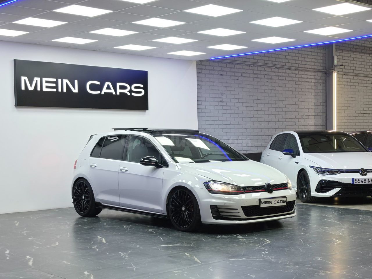 VW GOLF GTI PERFORMANCE