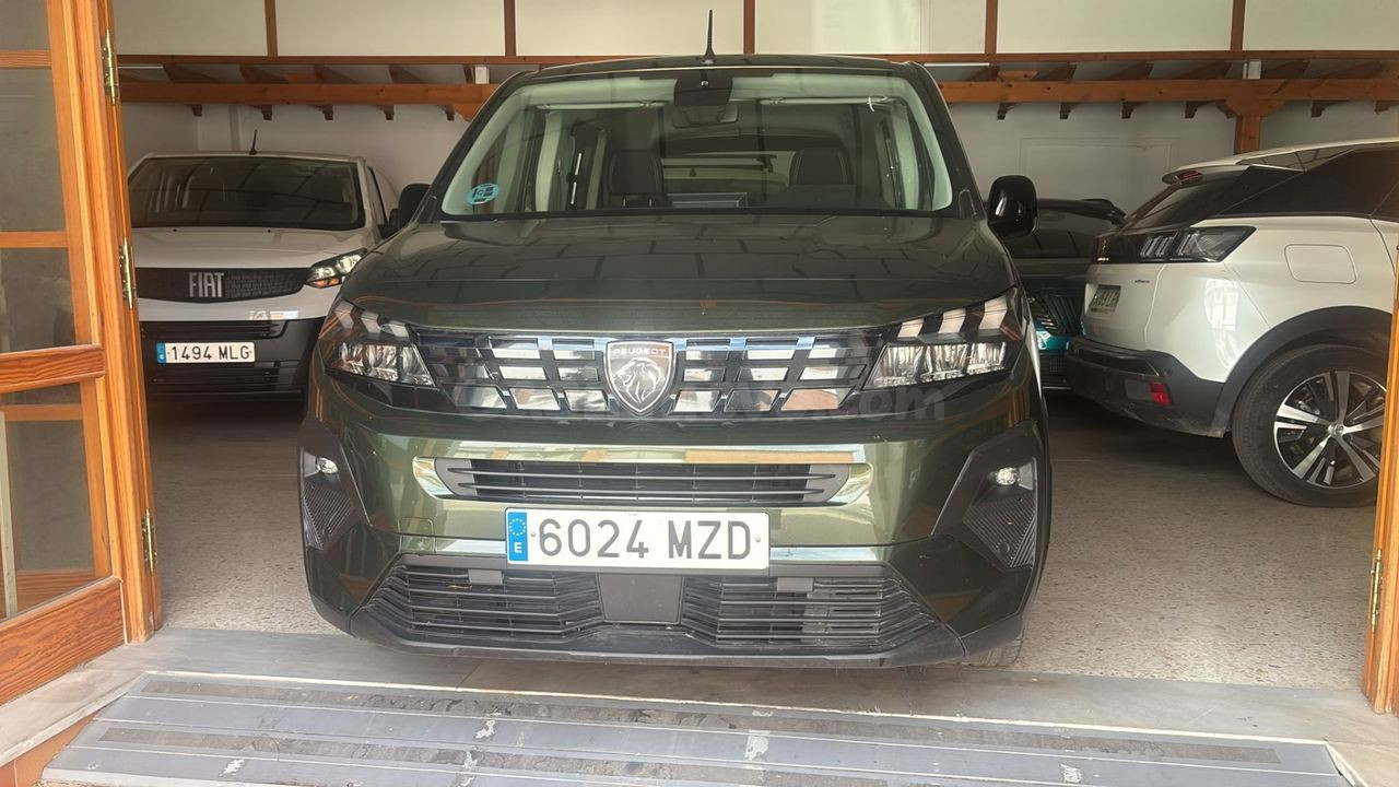 Peugeot Rifter Standard Allure BlueHDi 100