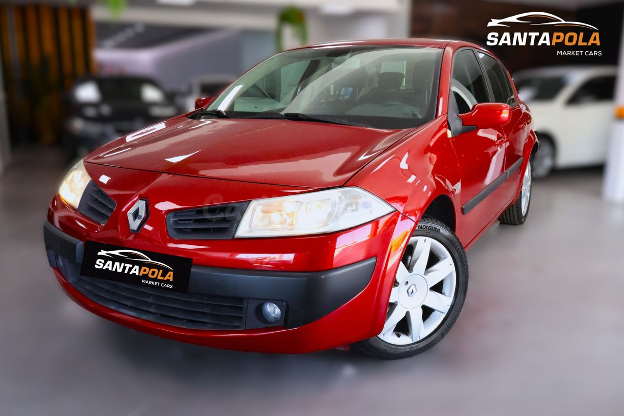 Renault Megane 1.6 DYNAMIC 105CV