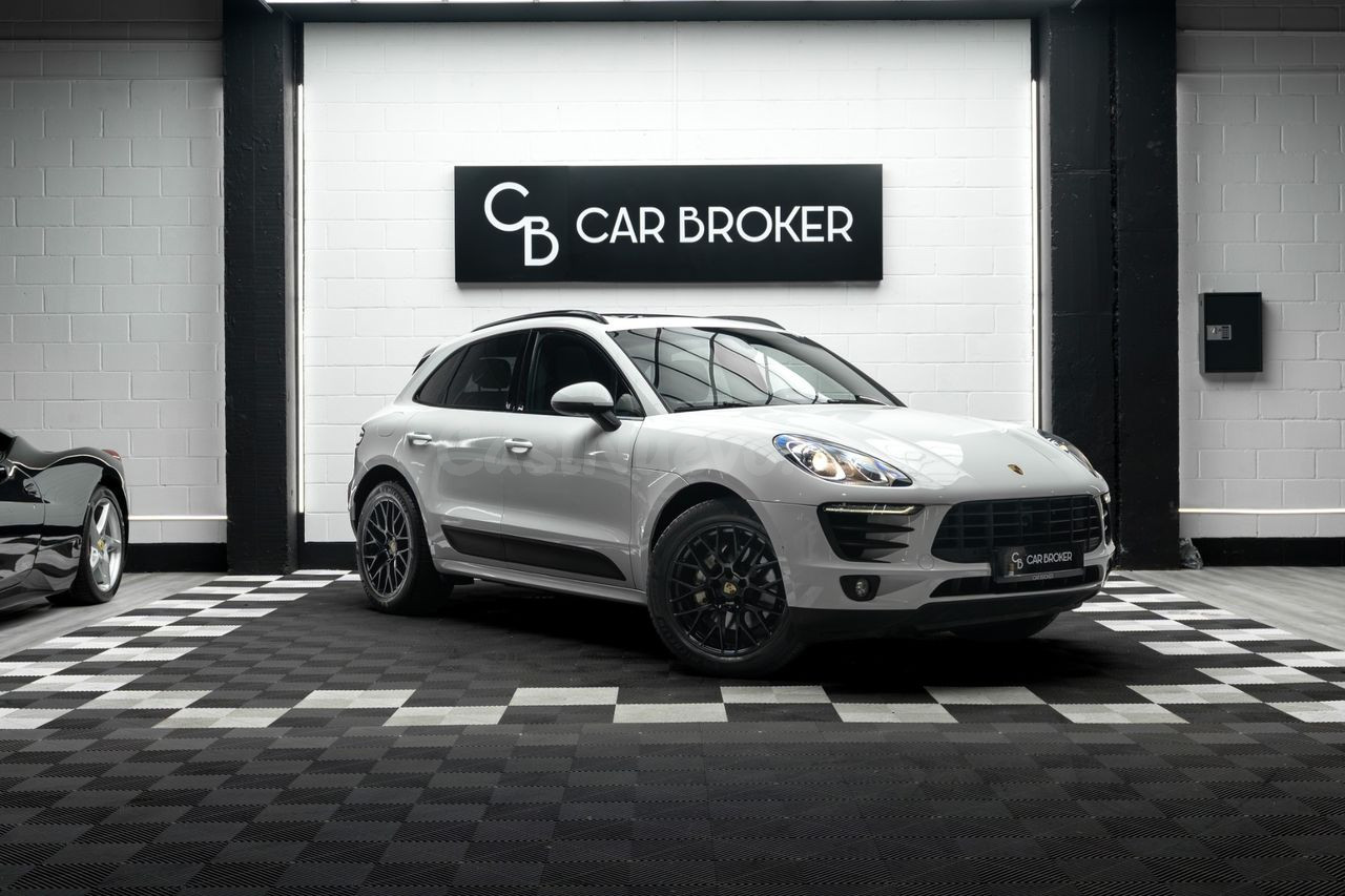 Porsche Macan S