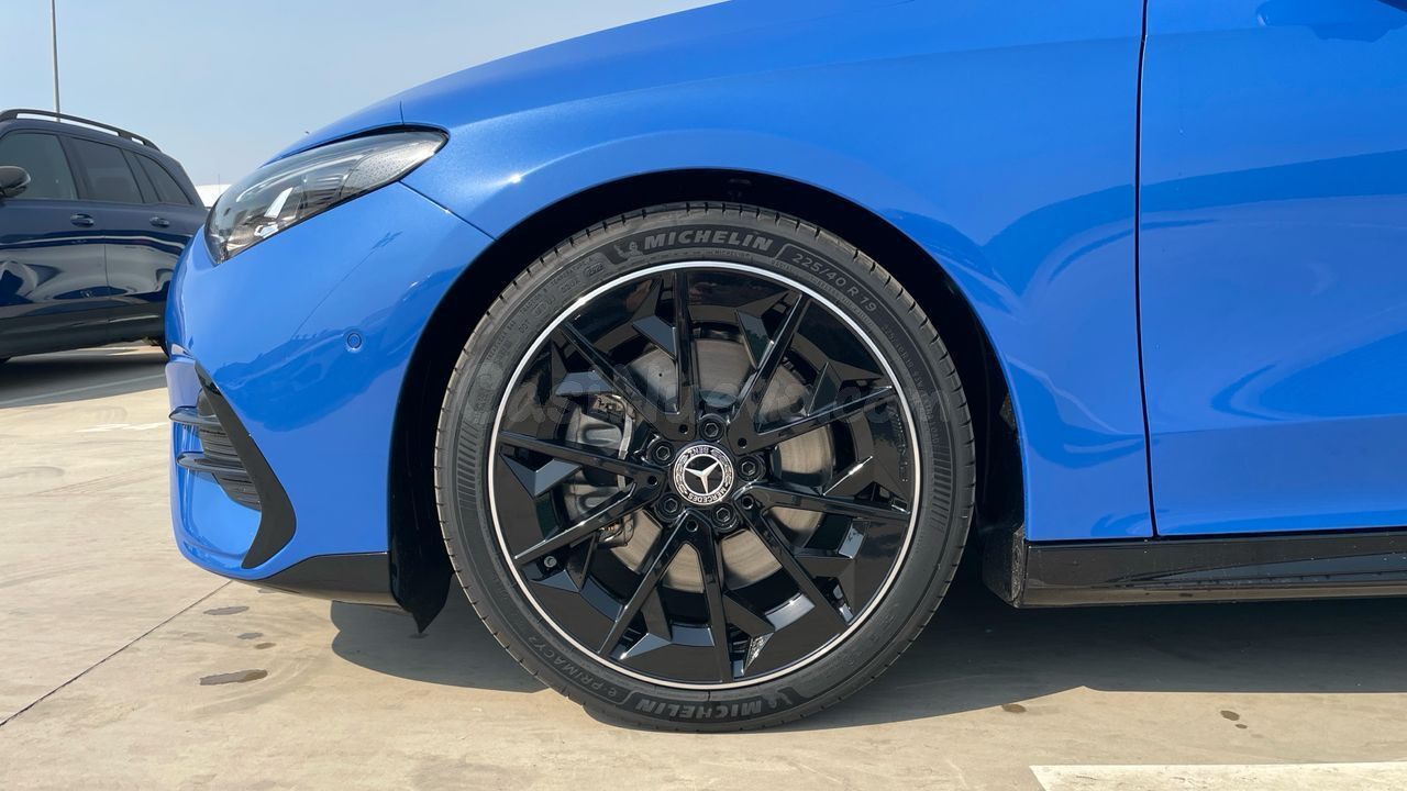 Mercedes CLA CLA 220 con tecnología híbrida - foto 5