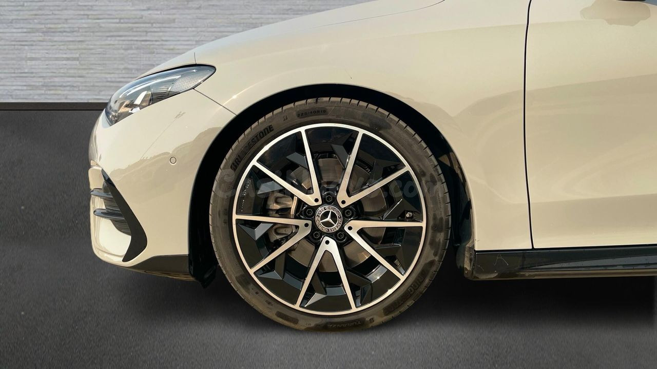 Mercedes CLA CLA 220 con tecnología híbrida - foto 5