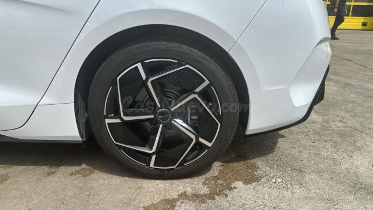 BYD Seal BEV 83KWH DESIGN 313 4P - foto 3