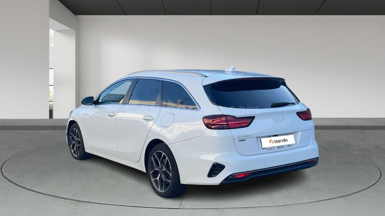 Kia Ceed 1.6 MHEV 100KW TECH DCT TOURER 136 5P - foto 2