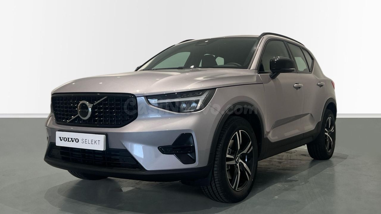 Volvo XC40 2.0 B3 MHEV PLUS DARK DCT 163 5P