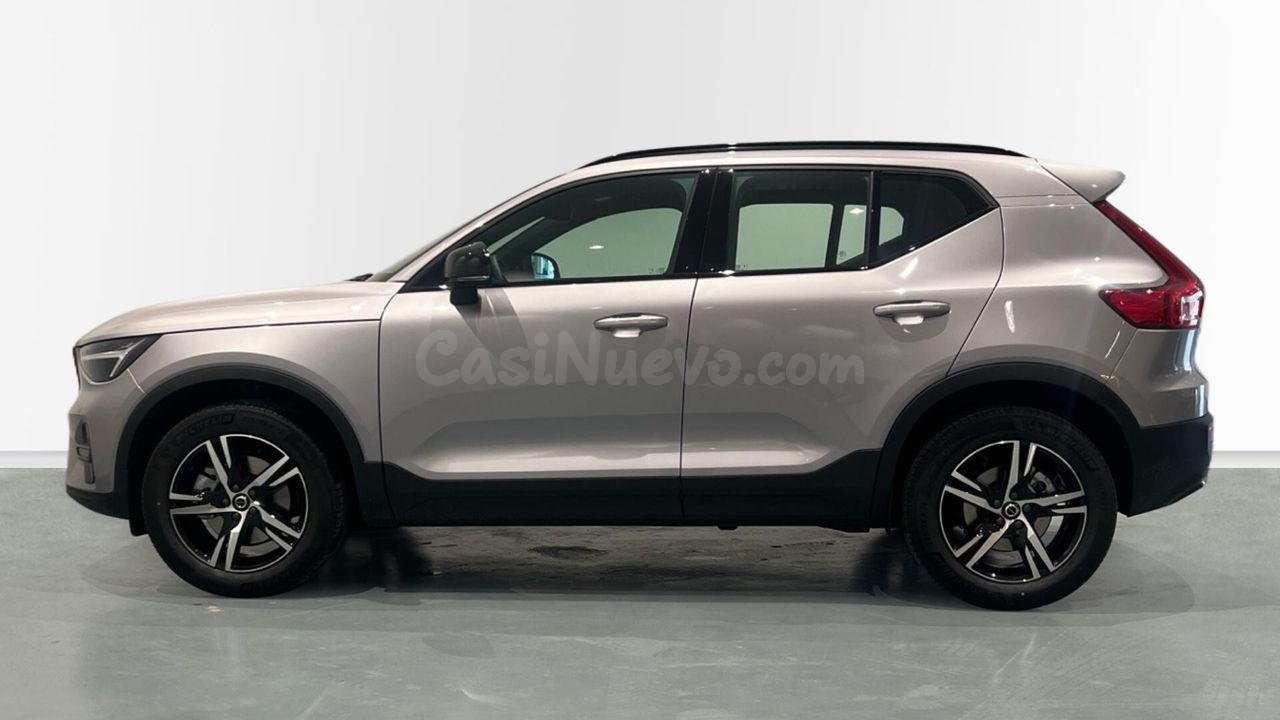 Volvo XC40 2.0 B3 MHEV PLUS DARK DCT 163 5P - foto 3