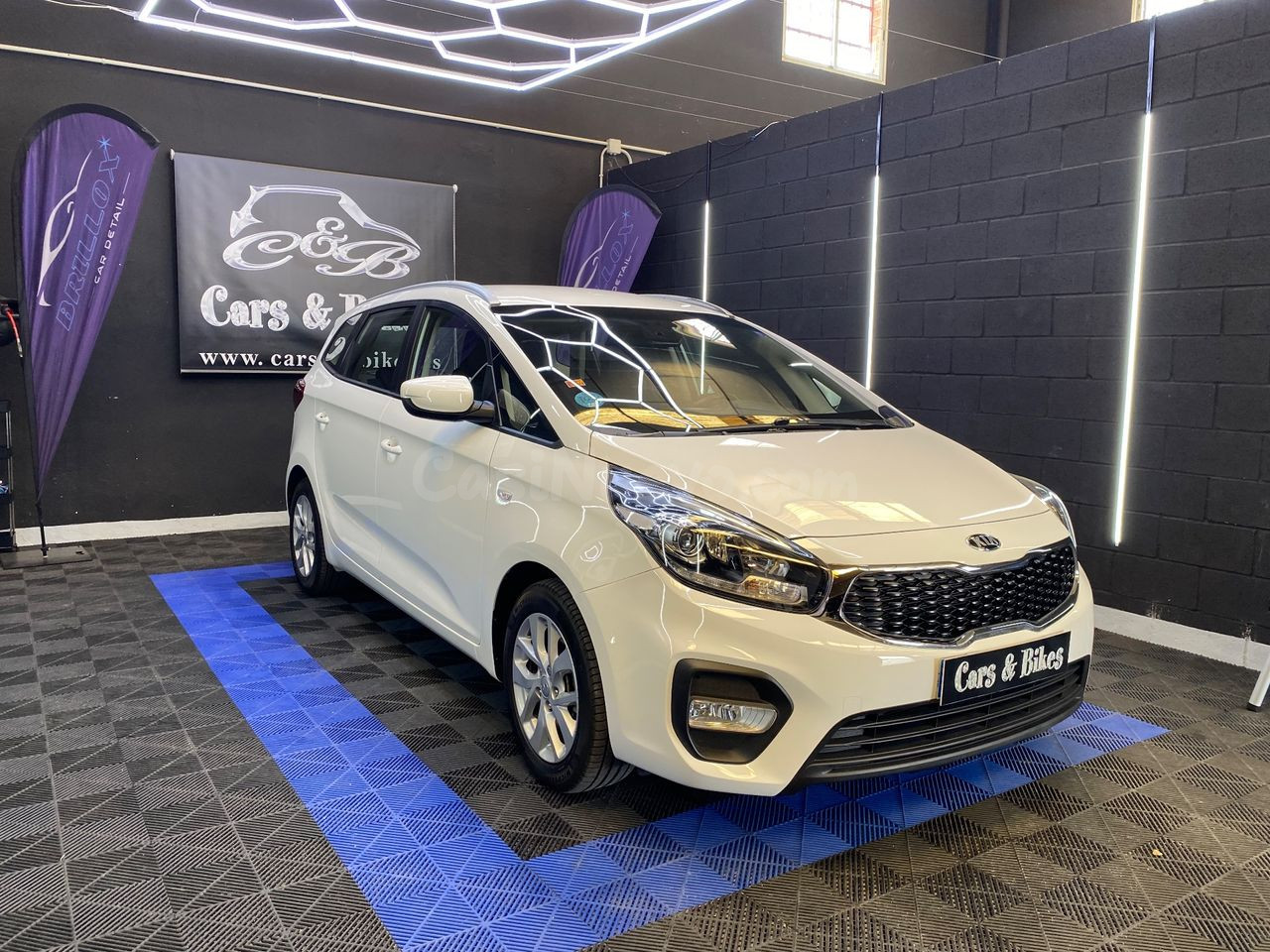 Kia Carens 1.6 GDi 99 kW