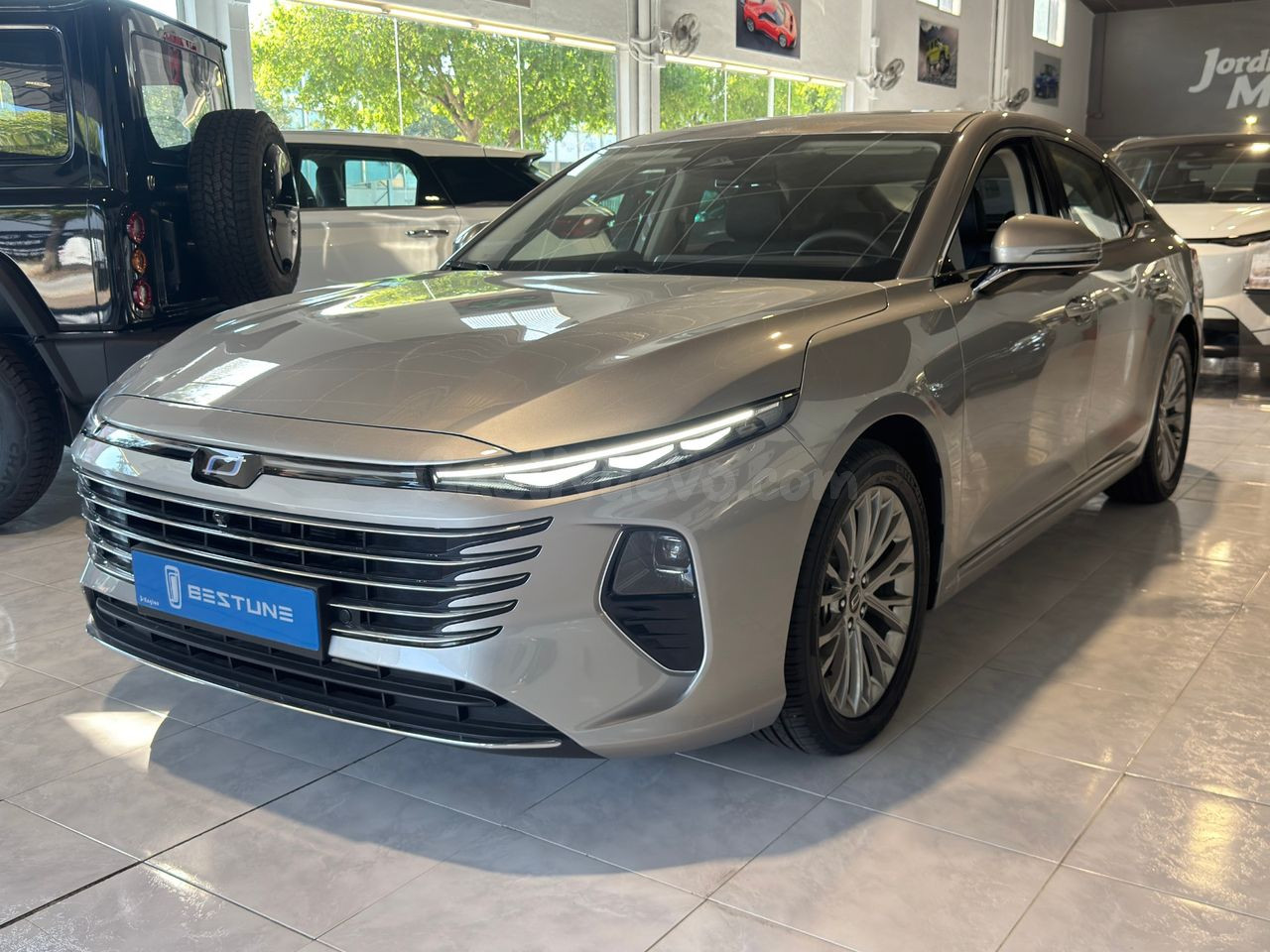 Bestune B70 1.5T AT EXCLUSIVE