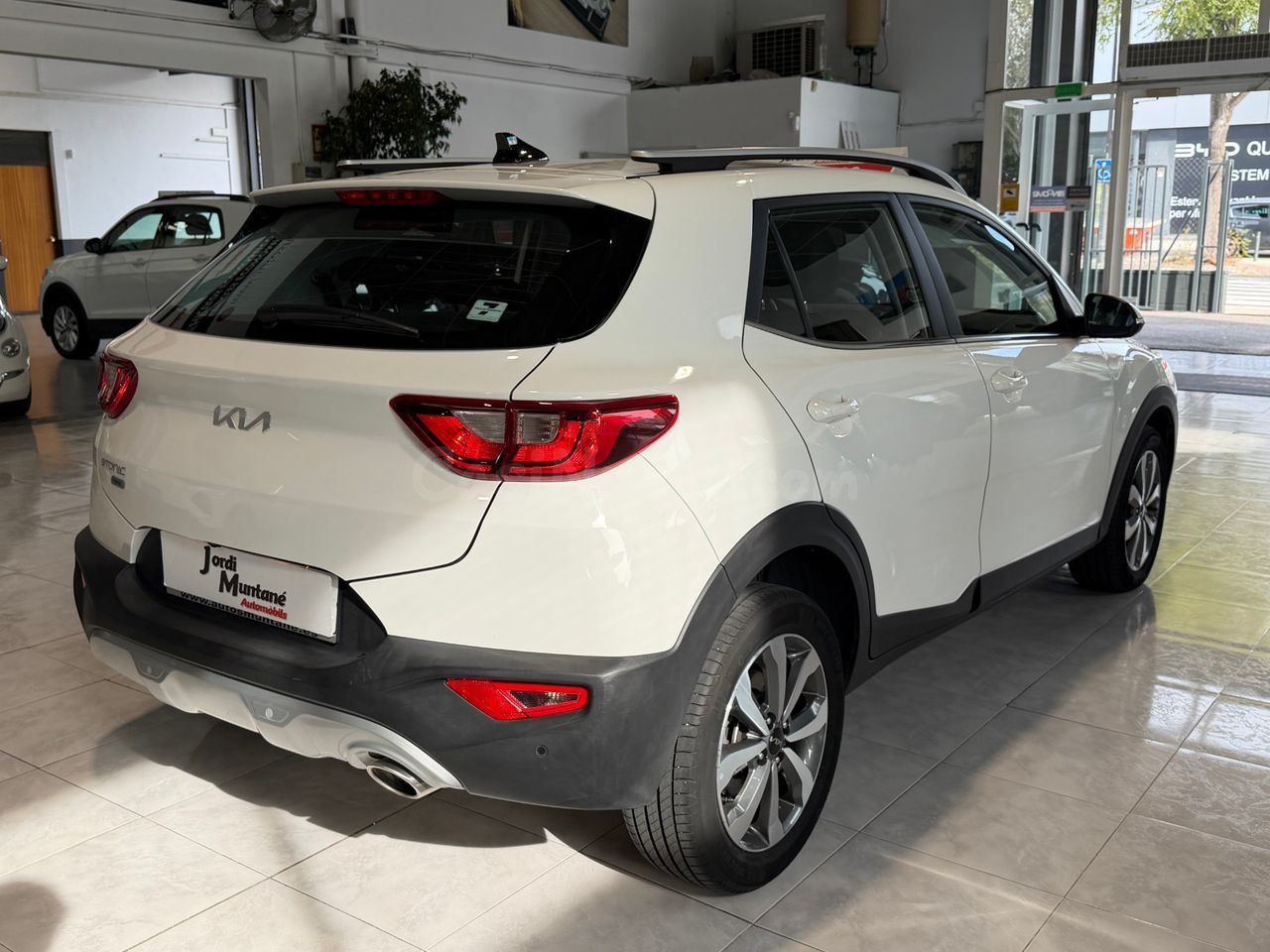 Kia Stonic 1.0T-GDI 100CV MHEV DCT-7 DRIVE.- - foto 4