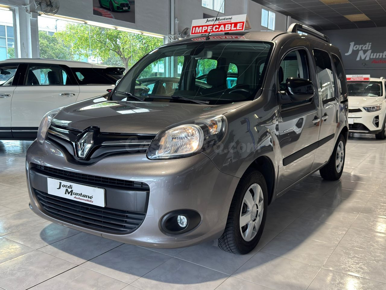 Renault Kangoo 1.2TCE 115CV LIMITED.- " 5 PUERTAS ".-