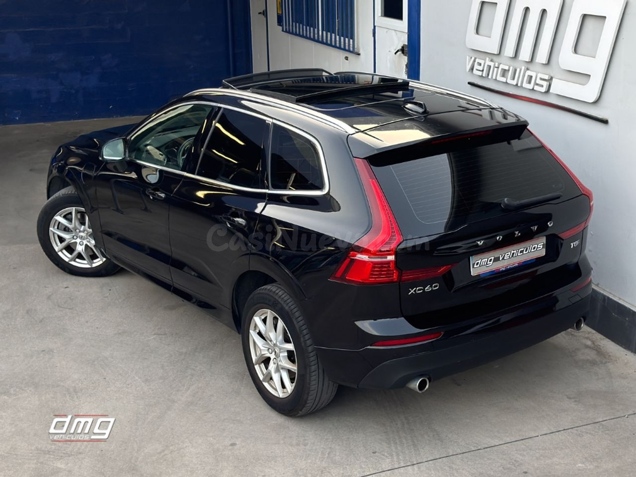 Volvo XC60 Momentum T8 Twin Engine AWD - foto 4