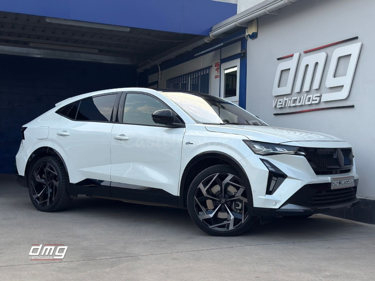 Renault Rafale atelier Alpine hyper hybrid E-Tech 4x4 300 CV