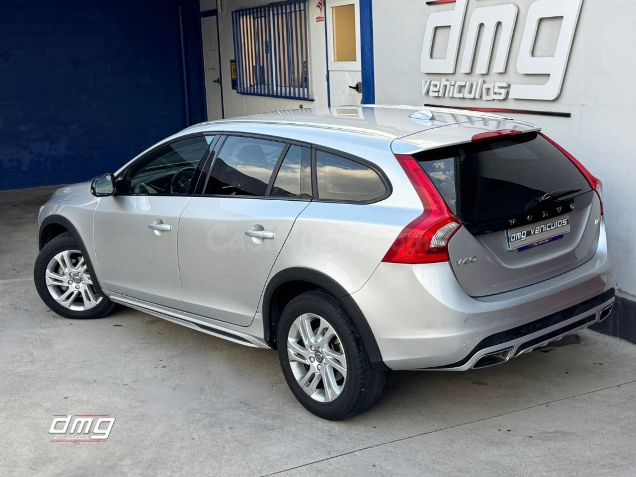 Volvo V60 Cross Country D3 Momentum Aut. - foto 4