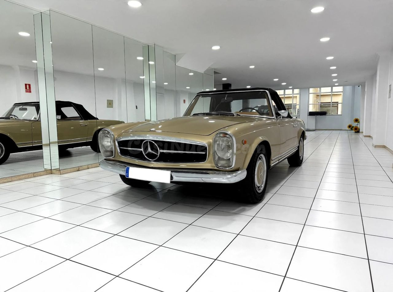 Mercedes 280 SL Pagoda W113