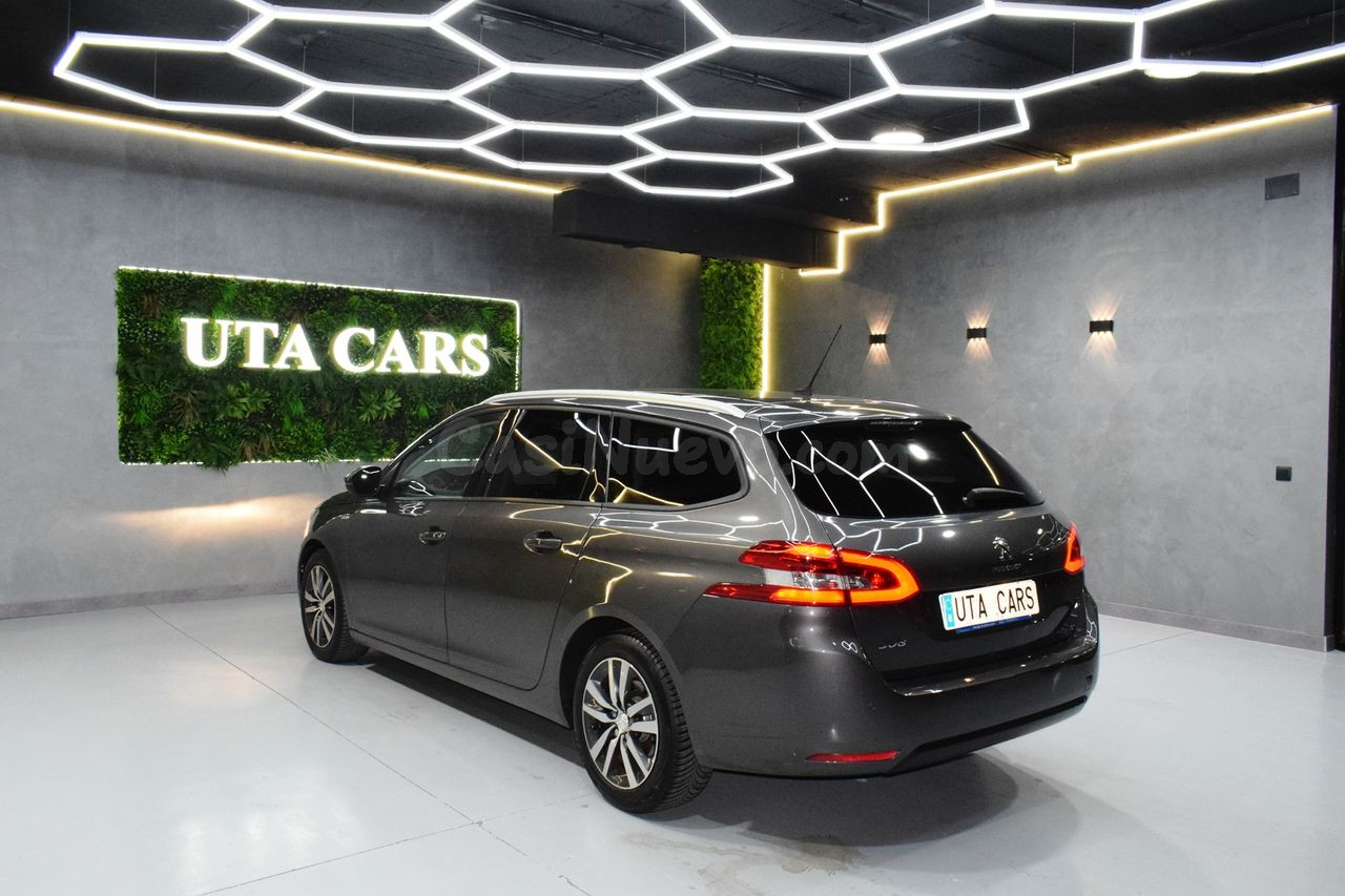 Peugeot 308 SW Style BlueHDi 130 S&S - foto 4