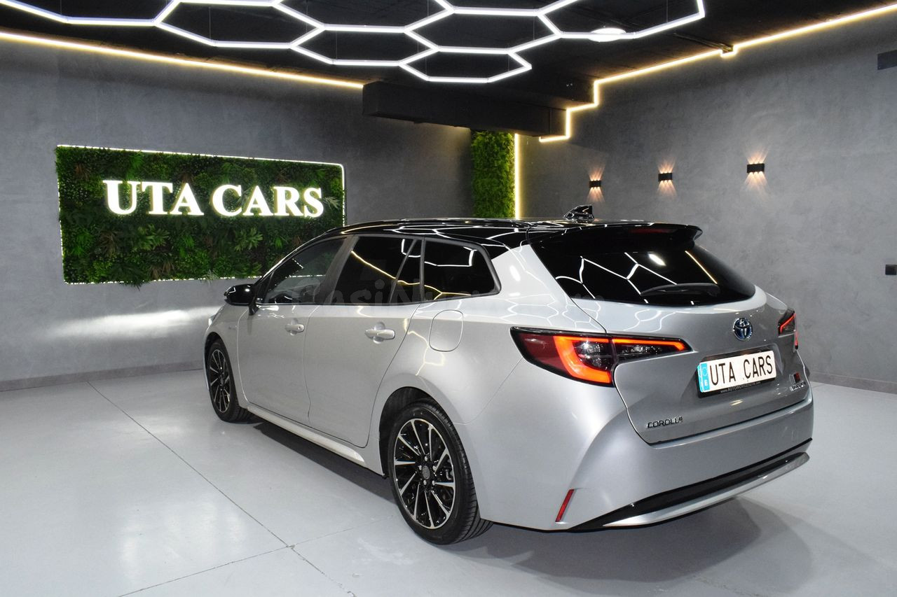 Toyota Corolla 1.8 125H ACTIVE TECH E-CVT TOURING SPORT - foto 4