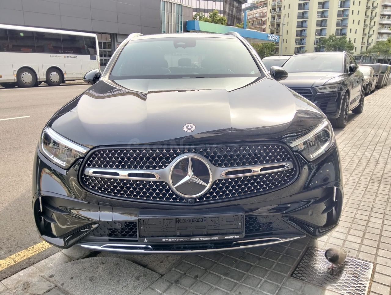 Mercedes GLC 200 4MATIC - foto 2