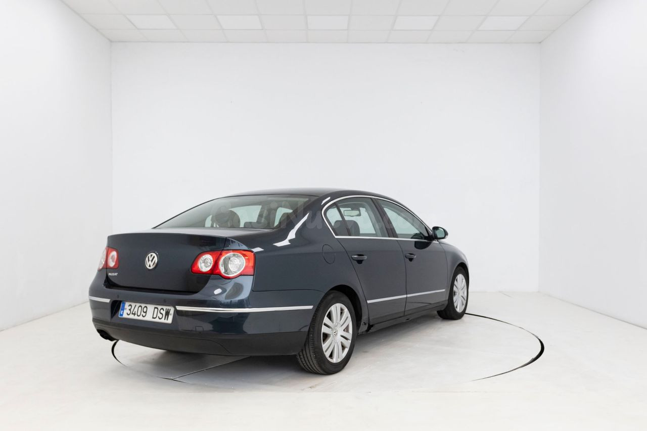 Volkswagen Passat 2.0 - foto 3