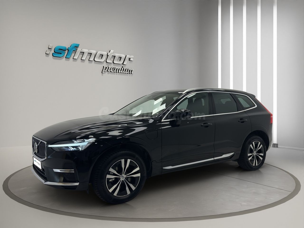 Volvo XC60 2.0 T6 AWD Recharge Core Auto