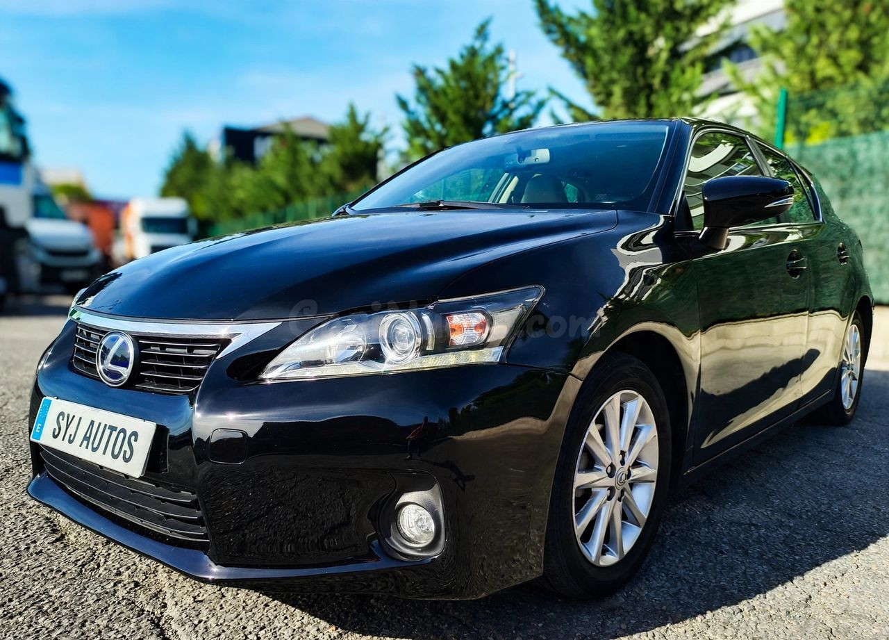 Lexus CT 200h Drive