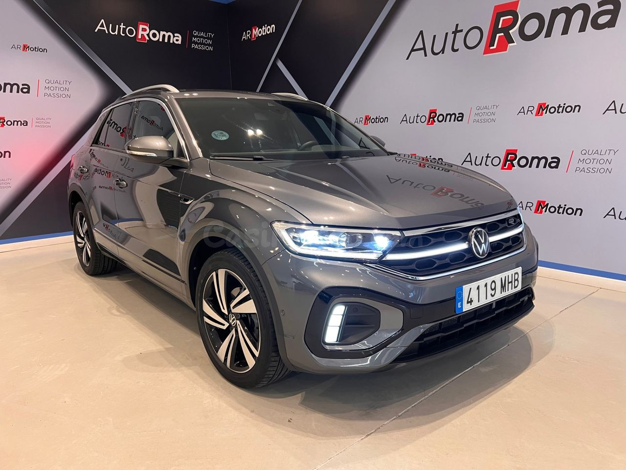 Volkswagen T-Roc R-LINE TSI 150cv + PACK HOLA VISION. SOLO 39.000km