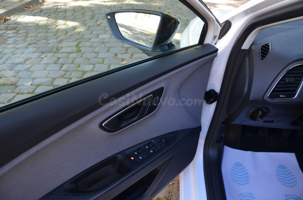 Seat Leon ST 1.6 TDI 115CV S&S STYLE/ ETIQUETA C - foto 2