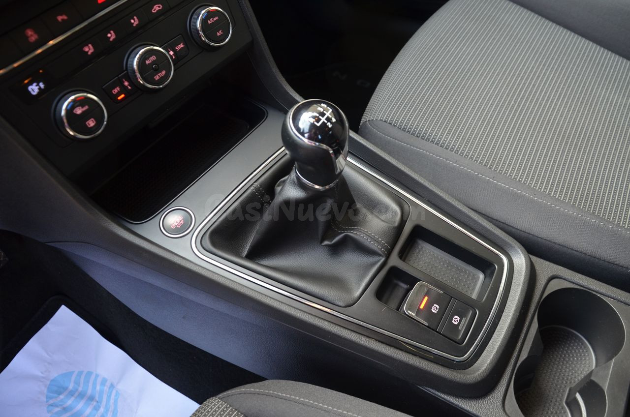 Seat Leon ST 1.6 TDI 115CV S&S STYLE/ ETIQUETA C - foto 5