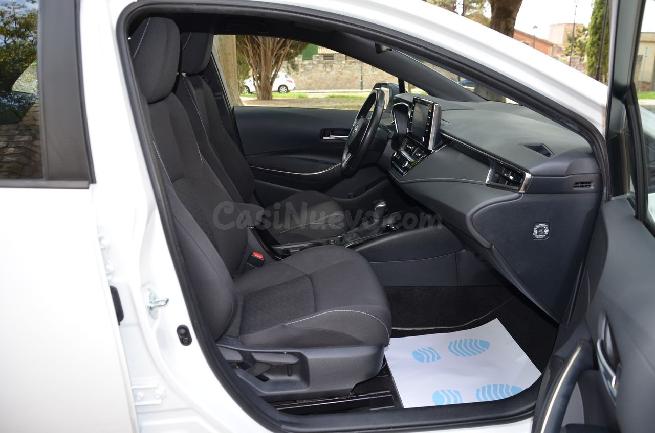 Toyota Corolla 1.8 125H BUSINESS PLUS E-CVT 90Kw - foto 4