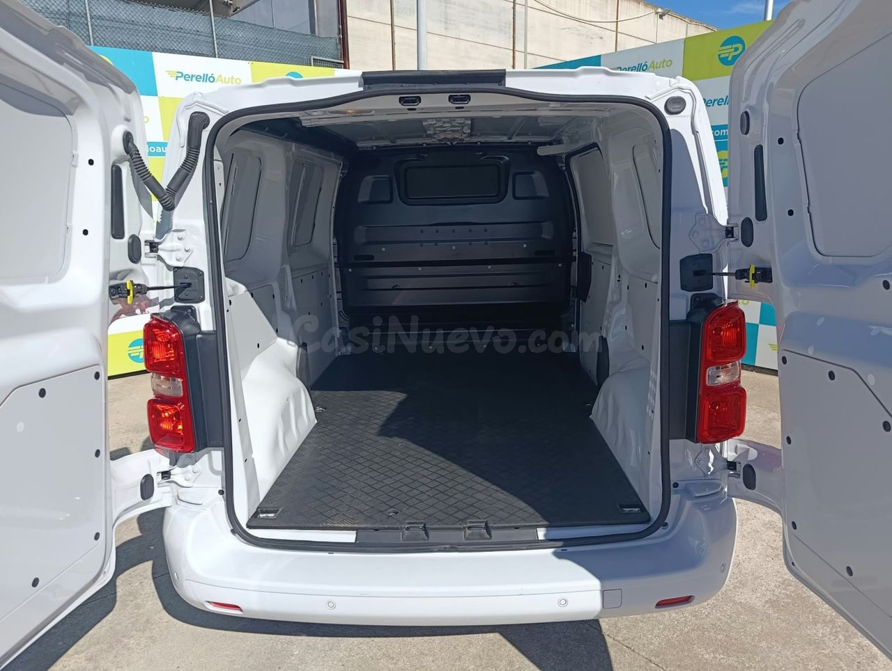 Peugeot Expert FURGON STANDARD BLUEHDI 120 - foto 4