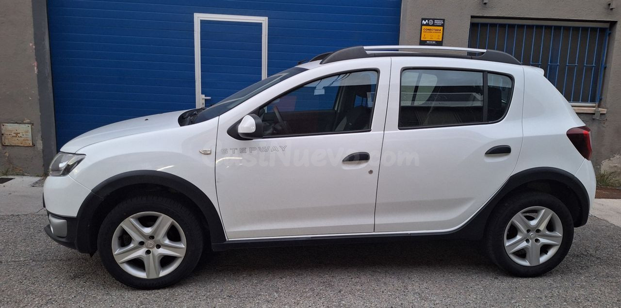 Dacia Sandero Stepway TCE 90 - foto 2
